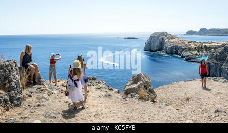 Vue sur la mer de l'Acropole de Lindos Rhodes Iles grecques Banque D'Images