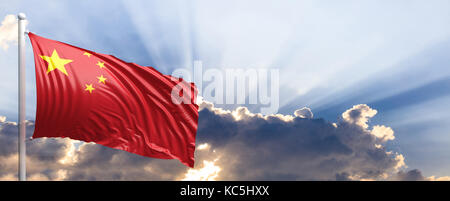 Chine waving flag sur ciel bleu. 3d illustration Banque D'Images