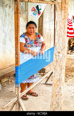 Village maya et en refuge dans la jungle près de l'habitation Ek Balam mexique Banque D'Images