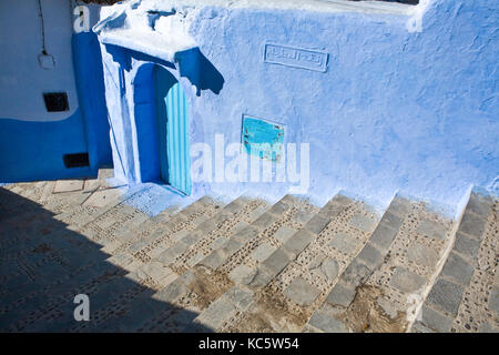 Détails de l'architecture traditionnelle marocaine à Chefchaouen, Maroc, Afrique Banque D'Images