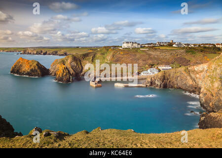 Meneau cove à Cornwall capturés à partir du south west coast path. Banque D'Images