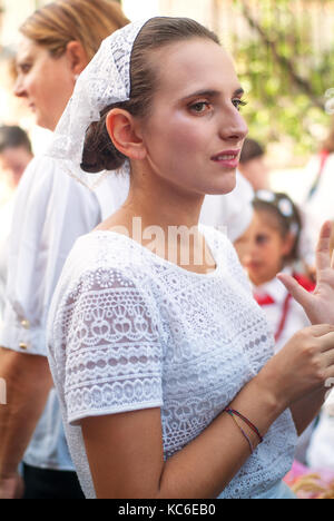 Folklore typique italienne célèbre les femmes vierge Marie août vacances. Santo Stefano. cammino dei briganti. La promenade de l'brigands. L'Italie. Banque D'Images