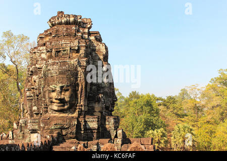 Visages du Bayon temple dans près de Siem Reap Angkor Wat au Cambodge - Banque D'Images