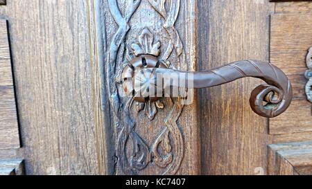 Poignée de porte au dom st. jacob ou la cathédrale de saint jacob à Innsbruck, Autriche Banque D'Images