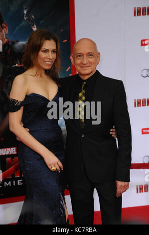 SMG Daniela Lavender Ben Kingsley NY1 LA Iron Man 3 042413 19.JPG HOLLYWOOD, CA - 24 AVRIL : Daniela Lavender Ben Kingsley assiste à la première de Walt Disney Pictures 'Iron Man 3' au El Capitan Theatre le 24 avril 2013 à Hollywood, Californie. Personnes: Daniela Lavender Ben Kingsley Réf. Transmission: NY1 LA Hoo-Me.com / MediaPunch Banque D'Images