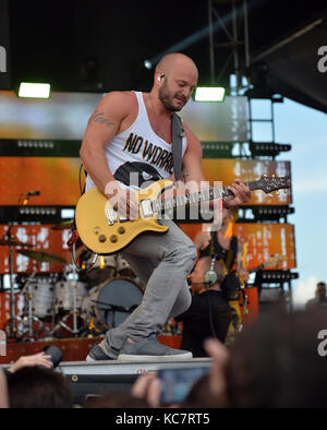 Fort LAUDERDALE, FL - 16 AVRIL : SAM Hunt se produit sur scène lors du Tortuga Music Festival le 16 avril 2016 à fort Lauderdale, en Floride. Personnes: Sam Hunt Transmission Ref: Flxx Hoo-Me.com / Mediapunch Banque D'Images