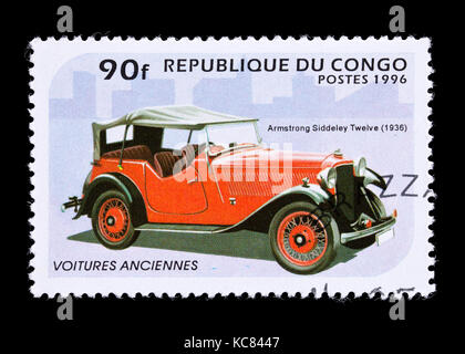 Timbre-poste de la République populaire du Congo représentant un 1936 Armstrong Siddeley 12. Banque D'Images