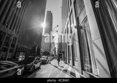 Les rues de New York juste après le lever du soleil Banque D'Images