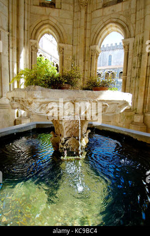 Fontaine du monastère d'Alcobaça, site classé au patrimoine mondial de l'UNESCO. Alcobaça, Portugal Banque D'Images