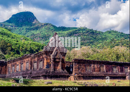 Laos. Province de Champasak. Vat Phou, temple de la montagne, complexe de bâtiments construits par les Khmers qui administraient le Laos Banque D'Images