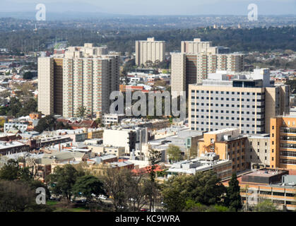 Old College towers de Fitzroy, Melbourne, Victoria, Australie. Banque D'Images