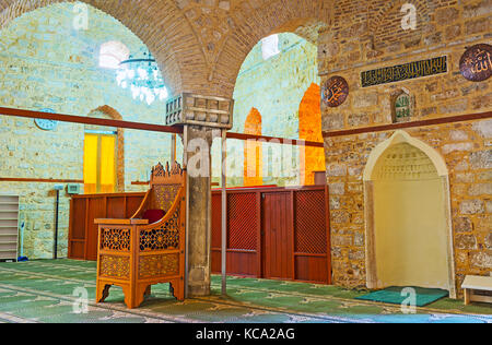 Antalya, Turquie - 12 mai 2017 : la mosquée alaaddin, également connu sous le yivliminare ou ulu cami (grande mosquée), est décoré de calligraphie arabe, ancie Banque D'Images