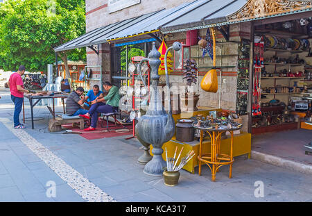 Antalya, Turquie - 12 mai 2017 : l'entreprise de marché est l'attractions touristiques avec un grand choix de souvenirs, de l'est un des produits traditionnels Banque D'Images