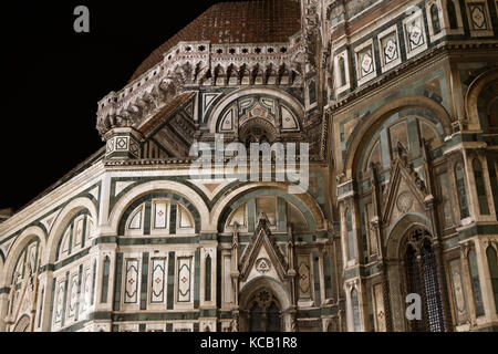 FLORENCE, ITALIE, 11 septembre 2015 : la cathédrale de Florence ou le Duomo di Firenze a été commencé en 1296.Florence était un centre de commerce médiéval européen an Banque D'Images