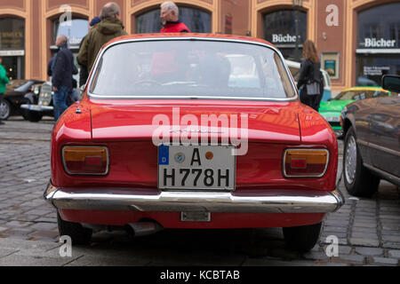 Augsburg, Allemagne - 1 octobre 2017 : Alfa Romeo GT junior 1300 oldtimer voiture à l'fuggerstadt classic oldtimer 2017 rallye le 1 octobre, 2017 dans augs Banque D'Images