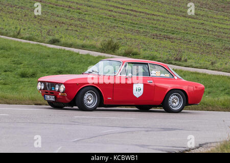 Augsburg, Allemagne - 1 octobre 2017 : Alfa Romeo 2000 gt veloce gtv oldtimer voiture à l'fuggerstadt classic oldtimer 2017 rallye le 1 octobre, 2017 dans Banque D'Images