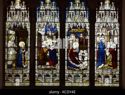 La fenêtre de l'Est par Burlison et Grylls (1883), Sainte Marie la Vierge Église, Wappenham, Northamptonshire, England, UK Banque D'Images