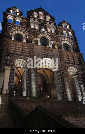 Cathédrale notre-Dame dans le Puy-en-Velay Banque D'Images