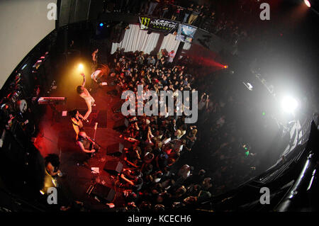 Andrew wk effectue au Vans Warped Tour 2010 Soirée de lancement au key club le 9 avril 2010 à West Hollywood, Californie. Banque D'Images