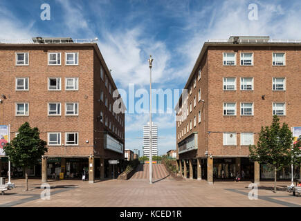 Broadgate, standard Broadgate, Coventry, West Midlands. Vue générale de la cité parlementaire montrant la broadgate standard, vue de l'Est. Banque D'Images