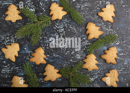 Gingerbread cookies de noël, vu de dessus, l'arrière-plan Banque D'Images