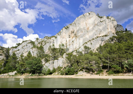 Lac de peiroou, alpilles, Provence, France Banque D'Images