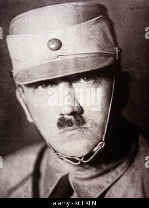 Photographie d'Adolf Hitler (1889 - 1945) homme politique allemand d'origine autrichienne qui était le chef du parti nazi et Chancelier de l'Allemagne. En date du 20e siècle Banque D'Images