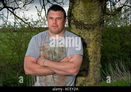 Baignoire rfc player duncan bell, qui admet à la souffrance avec la dépression. Banque D'Images