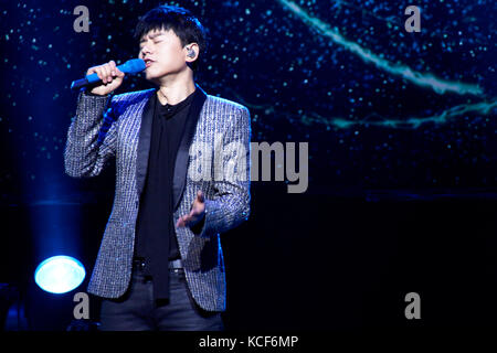 London, UK, 4 octobre 2017. zhang jie concert à l'O2 dans le cadre d'indigo le son de mon cœur world tour. Crédit : Calvin tan/Alamy live news Banque D'Images