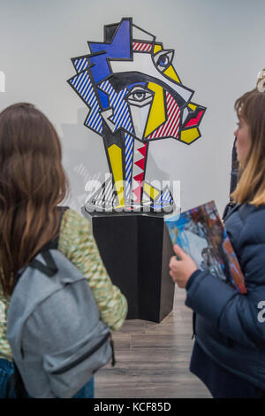 Londres, Royaume-Uni. 08Th Oct, 2017. Par Luichtenstein la tête expressionniste Roy dans la Gagosian Gallery - Londres 2017 Masters Frise, Regents Park, Londres. Il couvre plusieurs milliers d'années d'art à partir de 130 des plus importantes galeries historiques et modernes. L'objet d'œuvres couvrant les antiquités, art asiatique, art ethnographique, d'enluminures, médiévale et moderne et de l'après-guerre, les maîtres anciens et du xixe siècle, la photographie et la sculpture. La foire est ouverte au public 05-08 octobre. Crédit : Guy Bell/Alamy Live News Banque D'Images