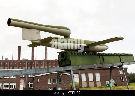 Peenemuende, Allemagne - 21 septembre 2017 : le territoire de l'armée centre de recherche. ww-ii mis au point v-1 et V-2. vue de la v-1 en vol de missiles. Banque D'Images