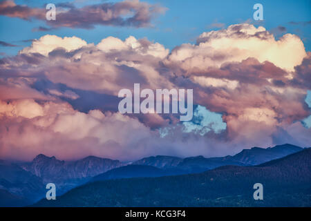 Rocky Mountain National Park les nuages de tempête Banque D'Images