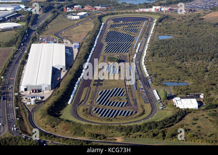 Vue aérienne de la piste d'essai de Nissan Motor Manufacturing (UK) Ltd, Sunderland, Royaume-Uni Banque D'Images