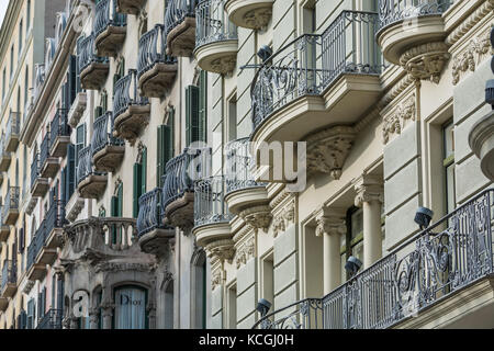 L'architecture moderniste sur Passeig de Gracia, Barcelone, Catalogne, Espagne Banque D'Images