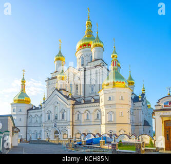 La cathédrale de Transfiguration est le plus récent et le plus beau bâtiment de Pochayiv Lavra, en Ukraine Banque D'Images