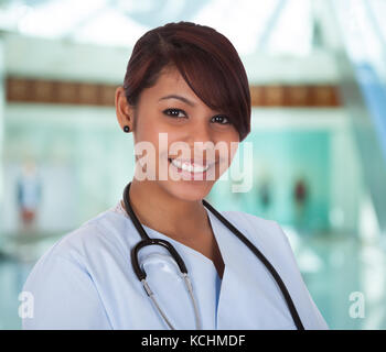 Portrait Of Happy Young Female Doctor with Stethoscope Banque D'Images