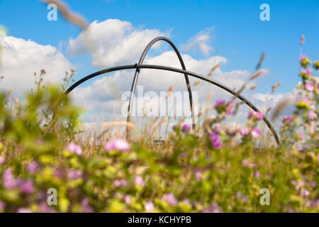 Allemagne, région de Ruhr, Herten, les arches de 50 mètres de haut de l'observatoire de l'horizon sur le tas Hoheward (l'observatoire de l'horizon est une version moderne de t Banque D'Images