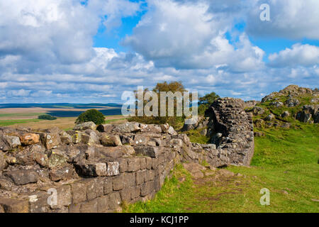 Section du mur des Hadriens romains à Walltown Crags Greenhead Northumberland Angleterre Royaume-Uni Grande-Bretagne Banque D'Images