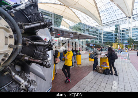 Munich, Septembre 21th, 2017 : la vue de la Pratt & Whitney Aircraft engine radial de passagers de manger au restaurant Joe's smokey. Banque D'Images