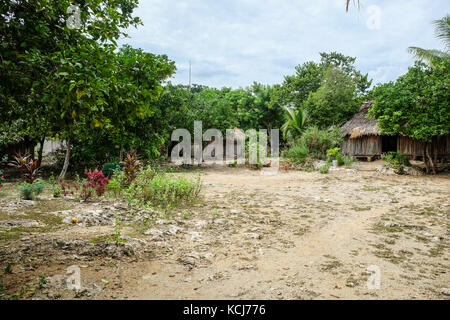 Village maya et en refuge dans la jungle près de l'habitation Ek Balam mexique Banque D'Images