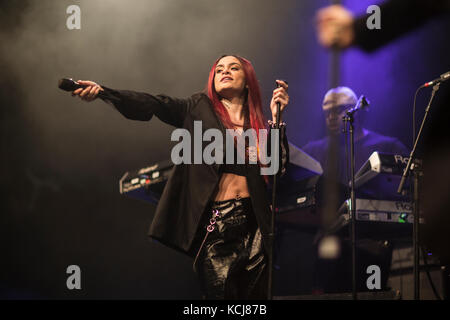 Le chanteur, auteur-compositeur et danseur, Kehlani effectue un concert live à Amager Bio à Copenhague. Le Danemark, 12/03 2017. Banque D'Images