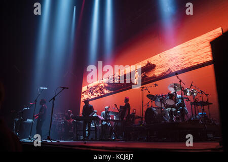 Le groupe anglais de saut massive Attack joue un concert au Forum de Copenhague. Danemark, 16/08 2016. Banque D'Images