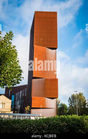 La tour de radiodiffusion primé, une partie de l'université Leeds becket, Leeds, West Yorkshire, Angleterre Banque D'Images