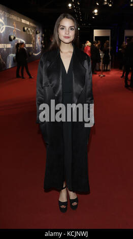 Berlin, Allemagne. 5 octobre 2017. Luise Befort arrive au gala caritatif 'hommage à Bambi' à Berlin, Allemagne, le 5 octobre 2017. Crédit : Jörg Carstensen/dpa/Alamy Live News Banque D'Images