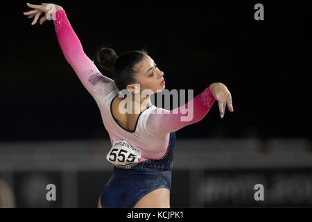 Montréal, Canada. 3ème Oct 2017. Claudia gymnaste Fragapane (GBR) en concurrence au cours de qualités à la 47e FIG Championnats du Monde de Gymnastique artistique au Stade olympique à Montréal, Canada. Melissa J. Perenson/CSM/Alamy Live News Banque D'Images