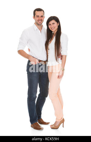 Portrait Of Happy Couple sur fond blanc Banque D'Images