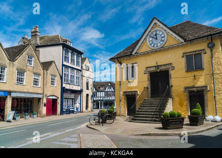 Tetbury, Halle, ancien bâtiment en centre ville, Gloucestershire, Royaume-Uni ; l'Angleterre Banque D'Images