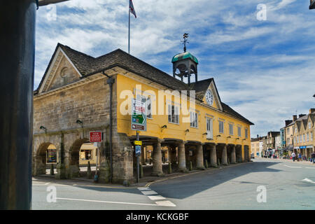 Tetbury, Halle, ancien bâtiment en centre ville, Gloucestershire, Royaume-Uni ; l'Angleterre Banque D'Images