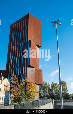 La tour de radiodiffusion primé, une partie de l'université Leeds becket, Leeds, West Yorkshire, Angleterre Banque D'Images