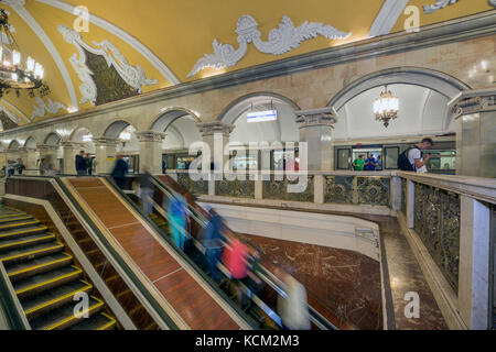 Hall central de la station de métro Komsomolskaya à Moscou, Russie. Banque D'Images